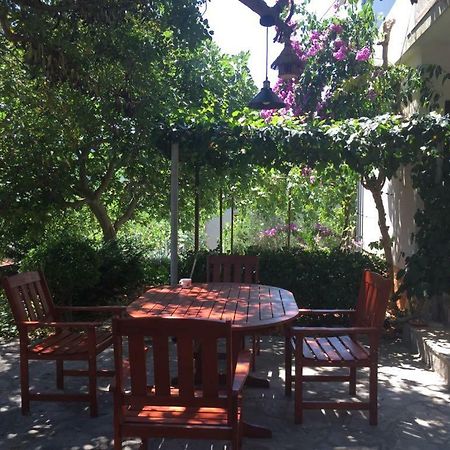 Relax Garden Apartment สตารีกราด ภายนอก รูปภาพ